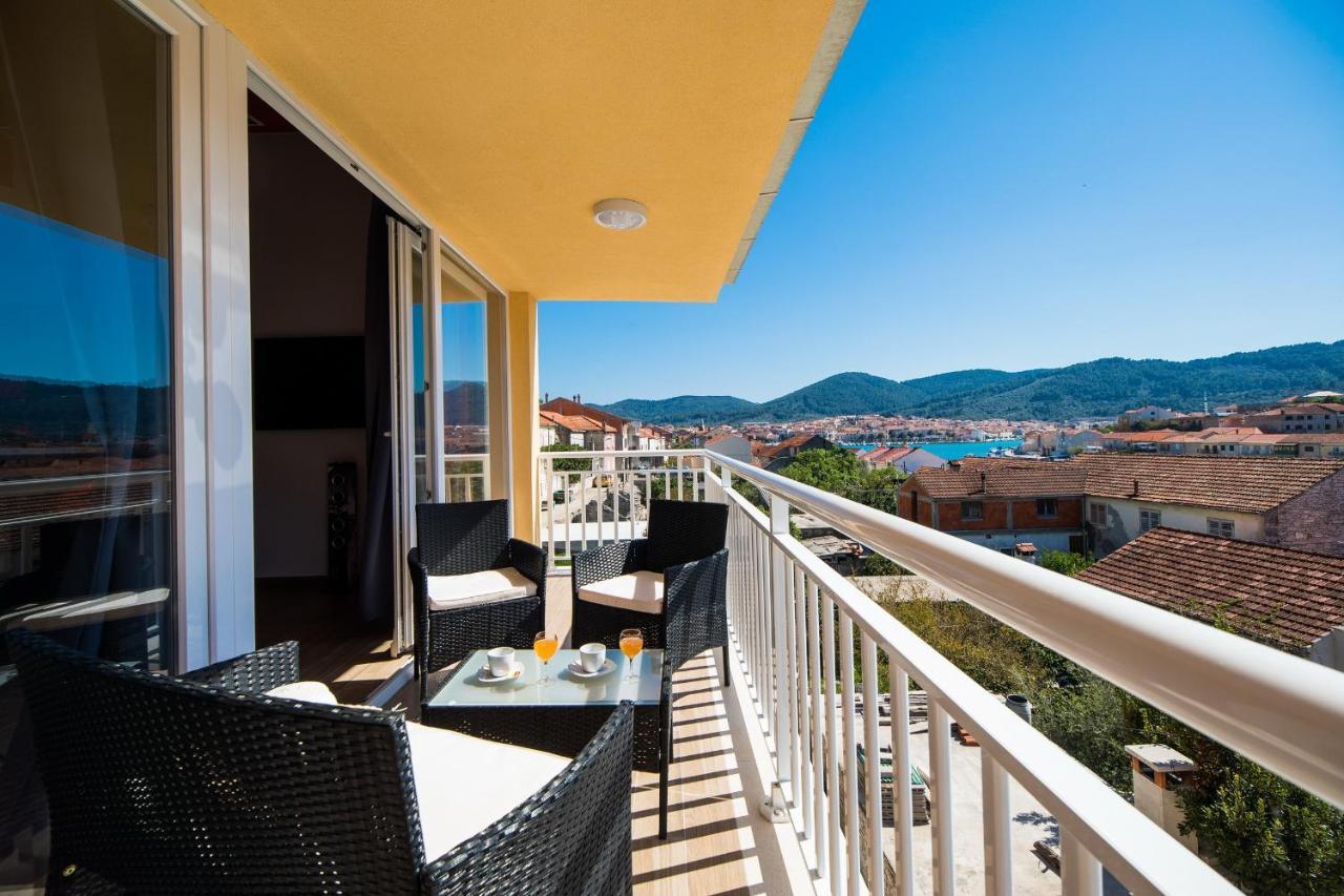Apartments Sunshine Home Vela Luka Extérieur photo