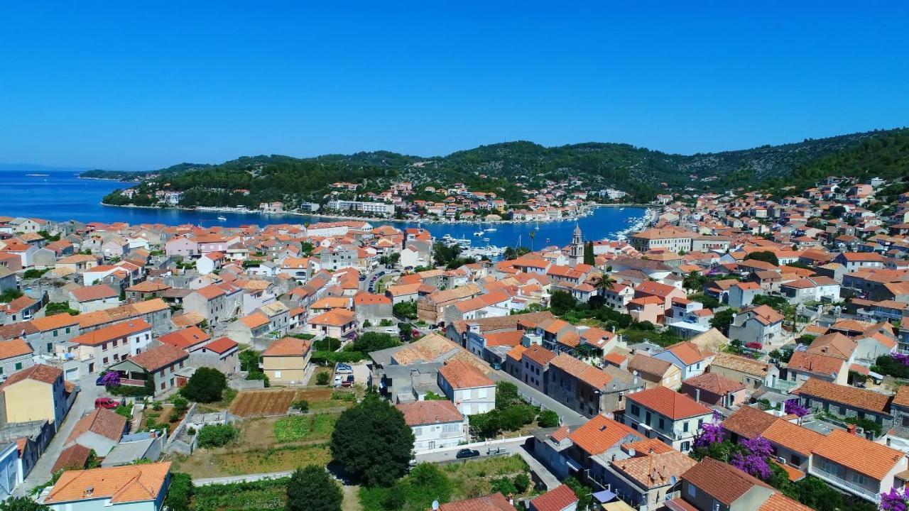 Apartments Sunshine Home Vela Luka Extérieur photo