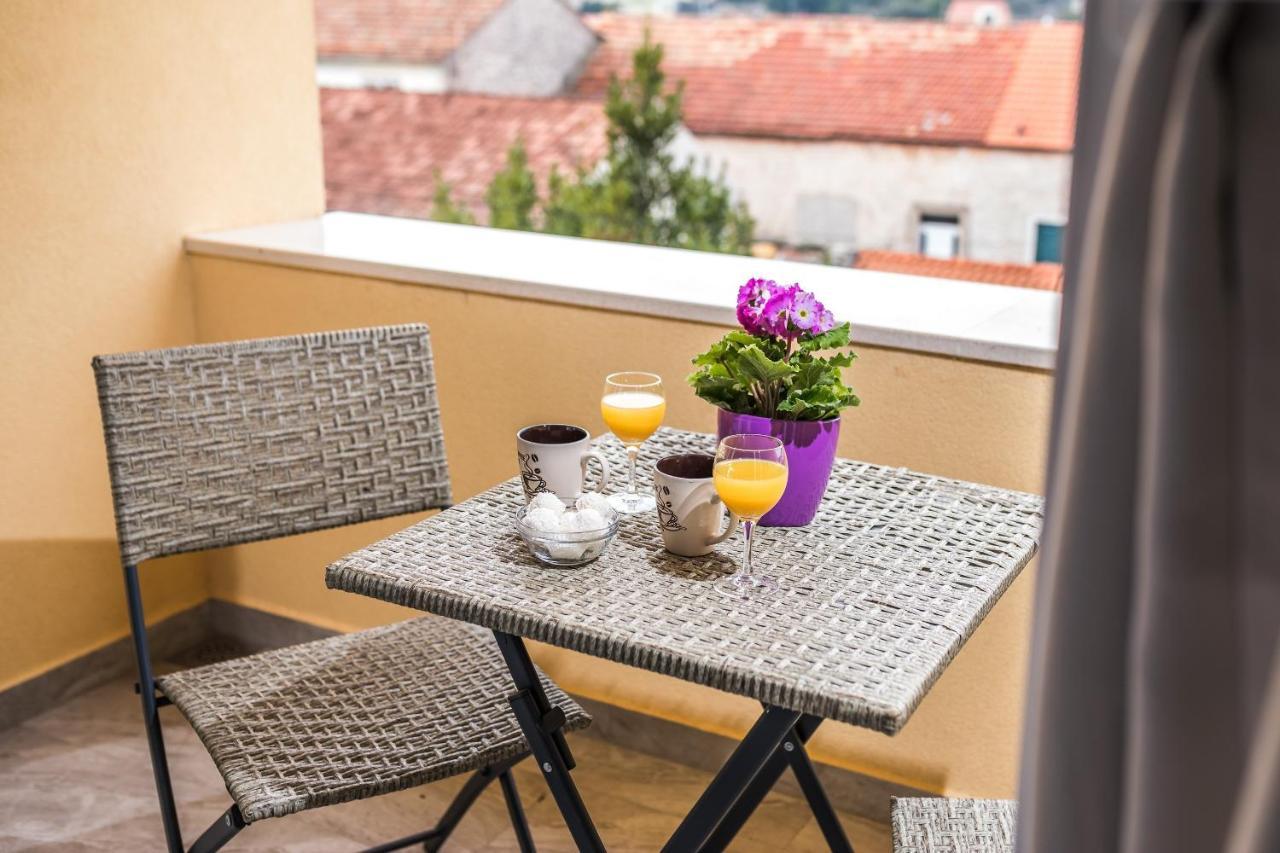 Apartments Sunshine Home Vela Luka Extérieur photo