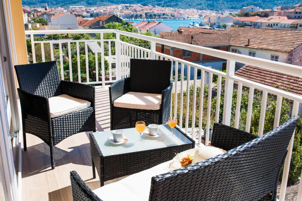 Apartments Sunshine Home Vela Luka Extérieur photo