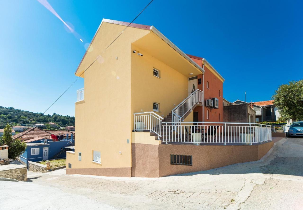Apartments Sunshine Home Vela Luka Extérieur photo