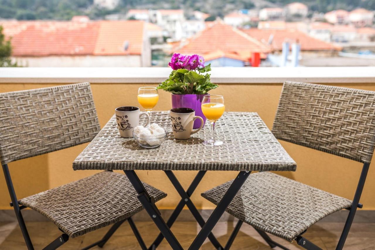 Apartments Sunshine Home Vela Luka Extérieur photo