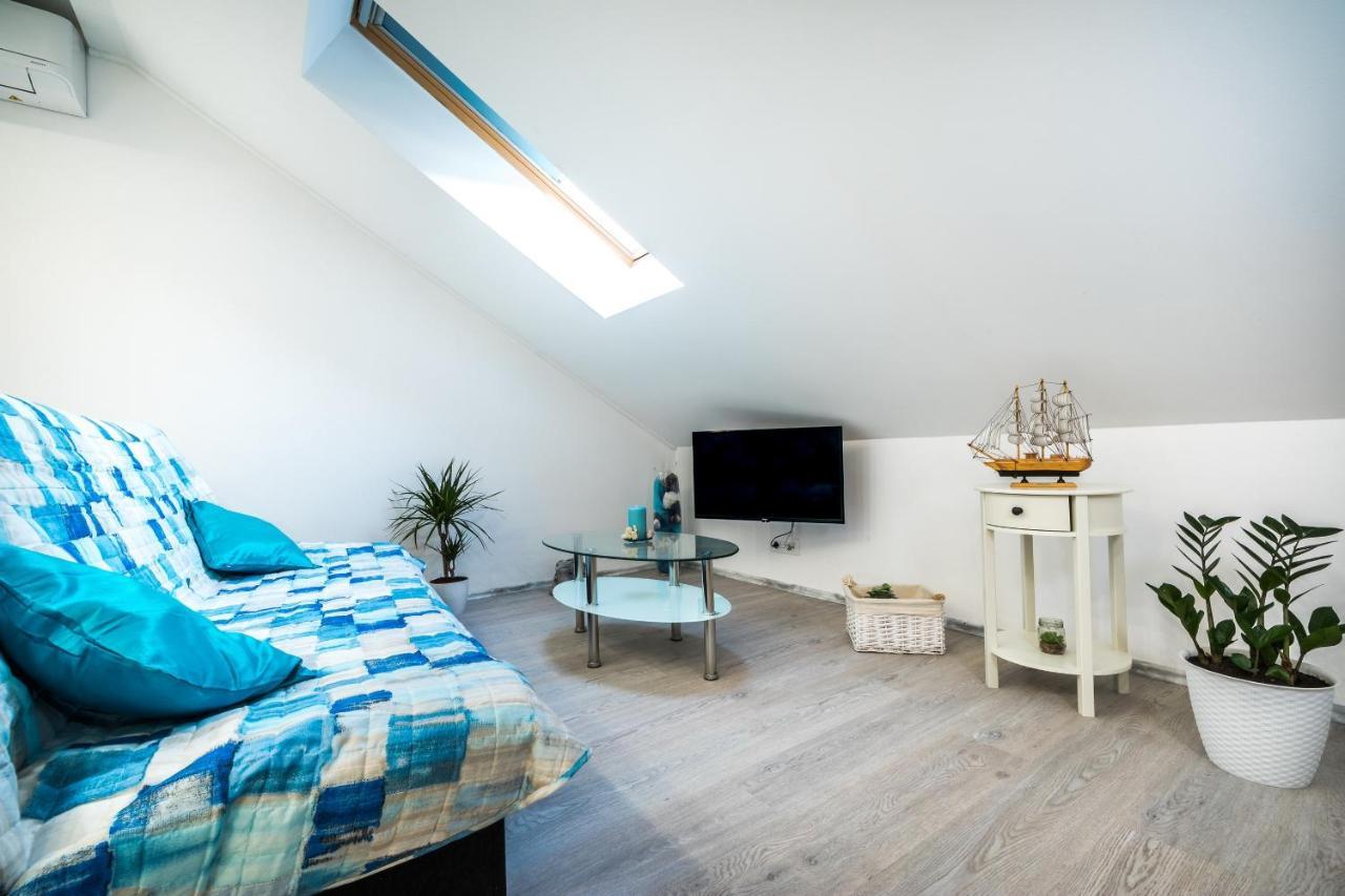 Apartments Sunshine Home Vela Luka Extérieur photo